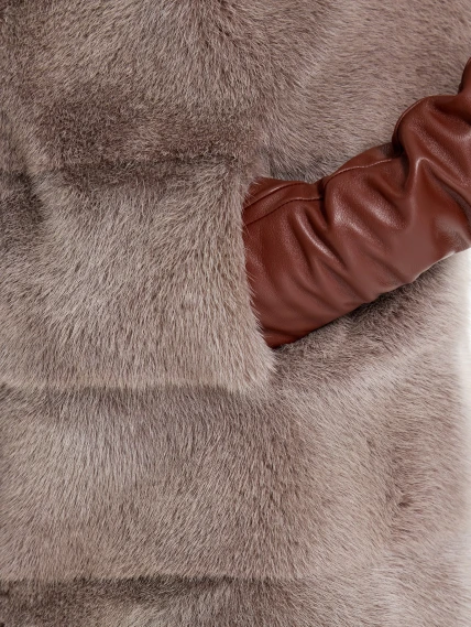 Бежевый норковый жилет 01, размер 44, артикул 65470-3