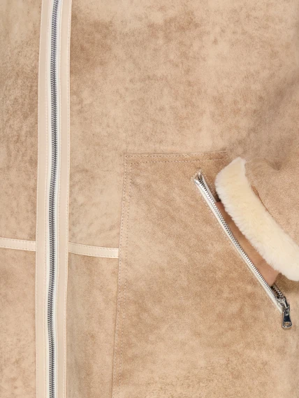 Бежевая женская дубленка с капюшоном 2061, размер 42, артикул 65210-4