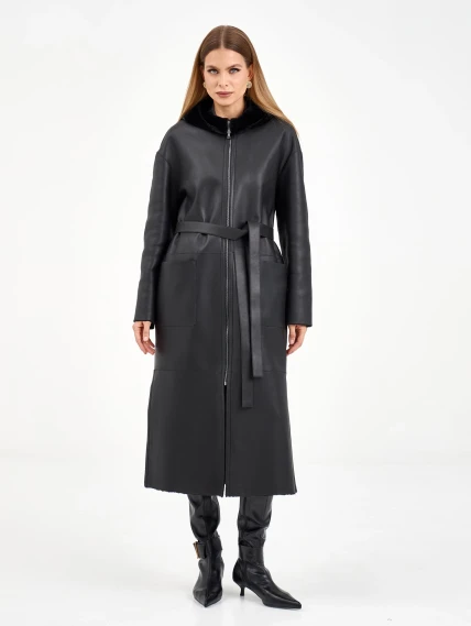 Длинная женская дубленка с капюшоном 2071, черная, размер 44, артикул 65060-4