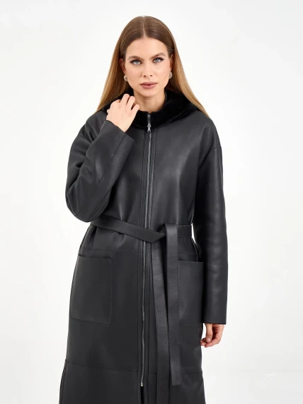 Длинная женская дубленка с капюшоном 2071, черная, размер 44, артикул 65060-0