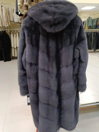 Длинная женская норковая шуба с капюшоном Москвичка-132-1