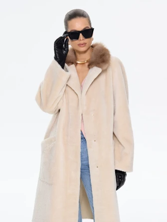 Женская дубленка свободного кроя с куницей 2070-0